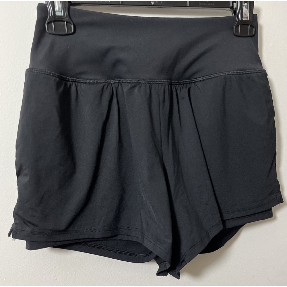 Spyder Active Womens Black Solid Athletic Shorts S Pockets Gym Training Biking